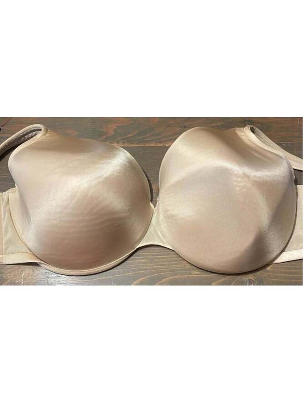 Cacique bra size 50 D